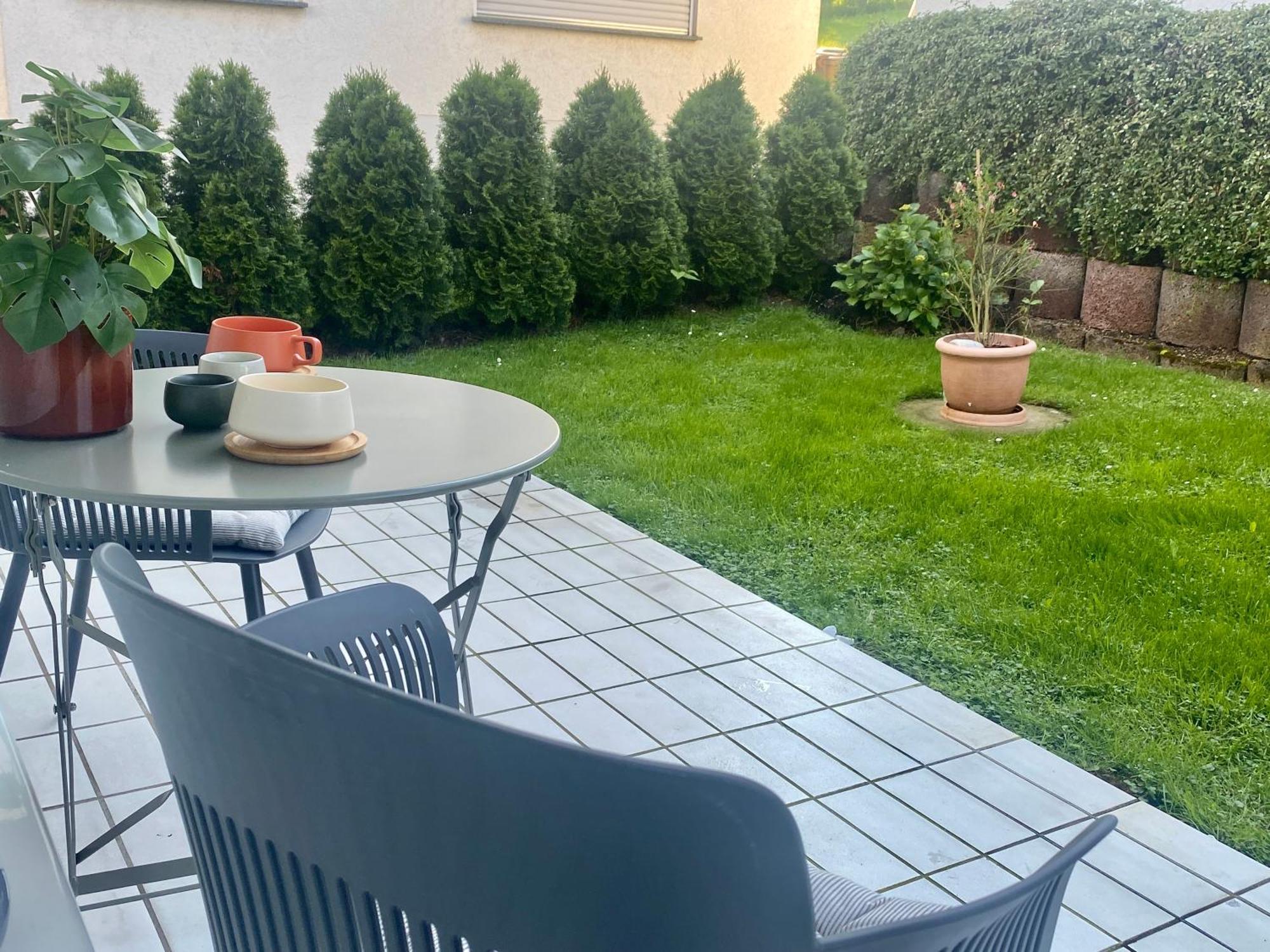 Moderne Wohnung Mit Terrasse & Parkplatz; Naehe Bwzk & Amazon Coblence Extérieur photo