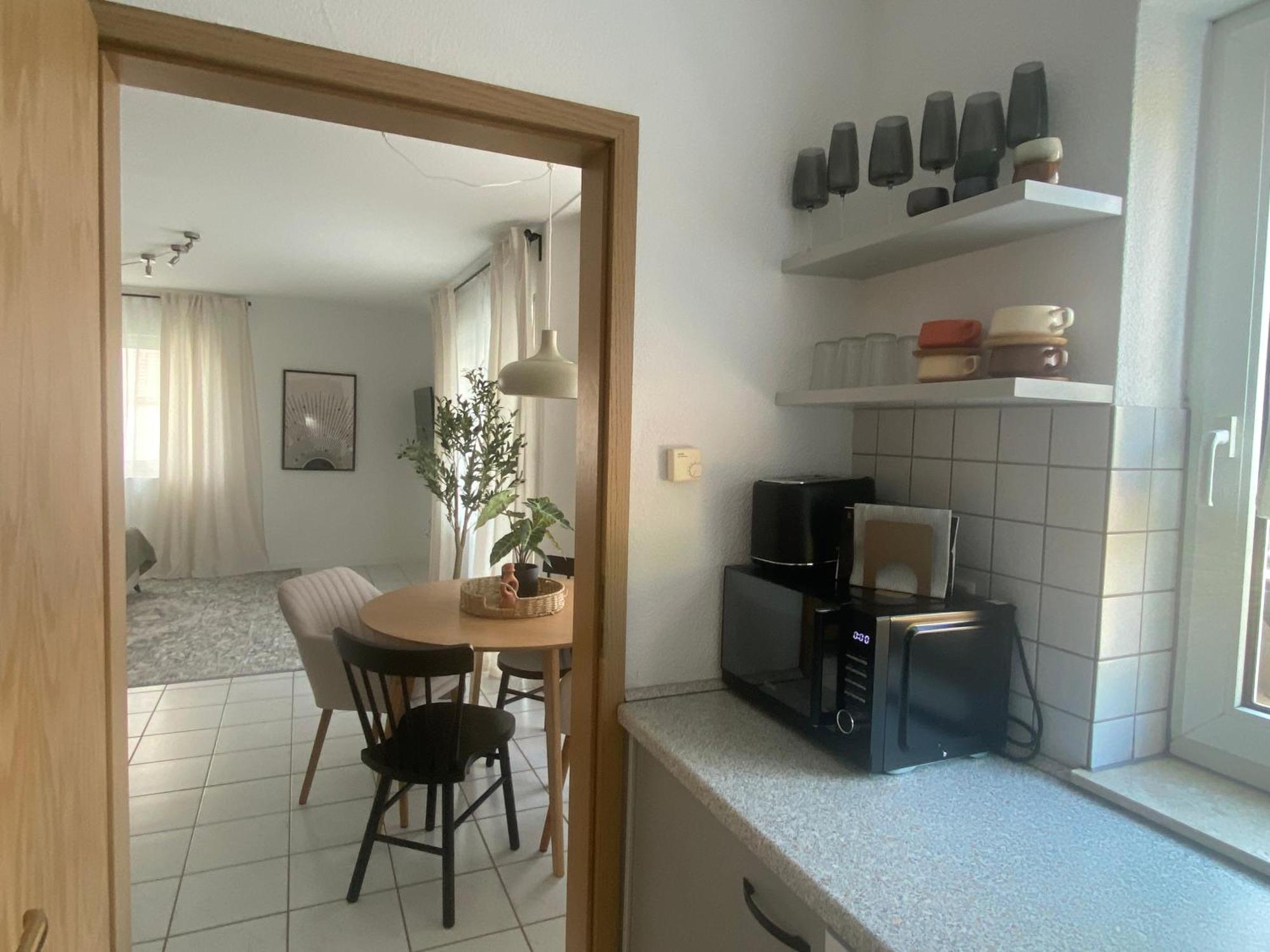 Moderne Wohnung Mit Terrasse & Parkplatz; Naehe Bwzk & Amazon Coblence Extérieur photo